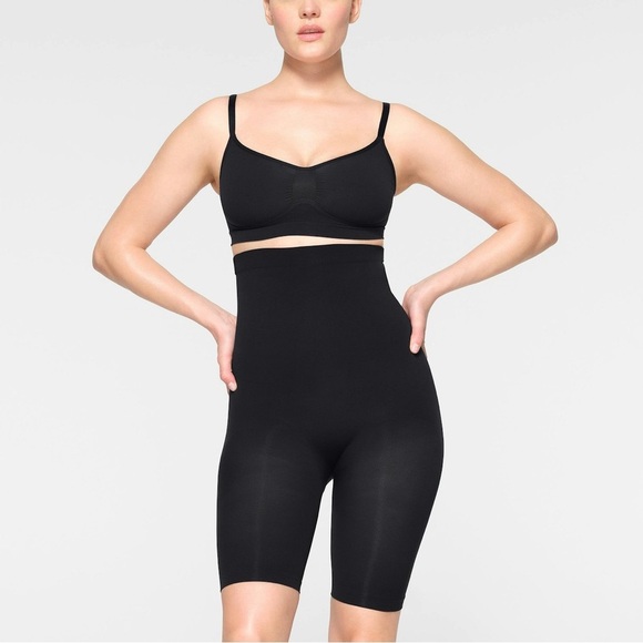 Skims seamless sculpt High Waist Above the knee Shaper Small Onyx - Picture 1 of 6